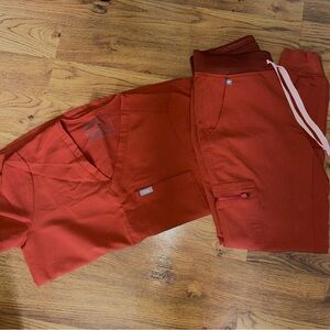 FIGS SCRUBS - AUBURN